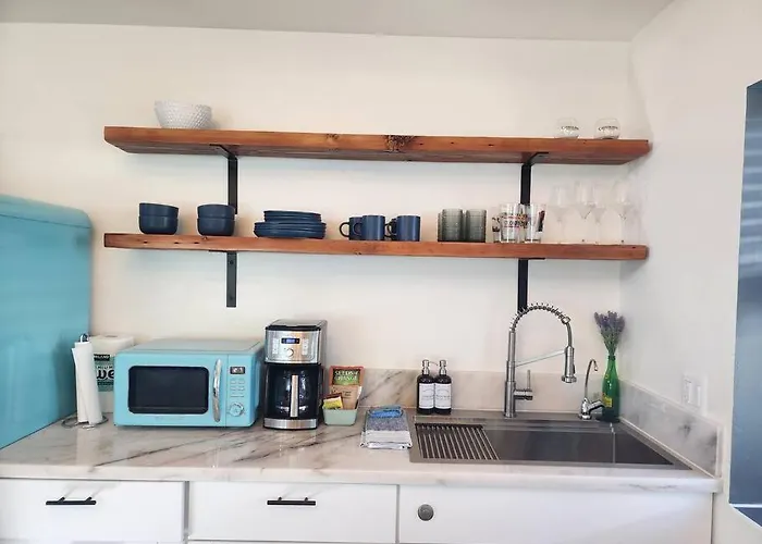 The Gregory: 2 Bed/1 Bath * Phoenix