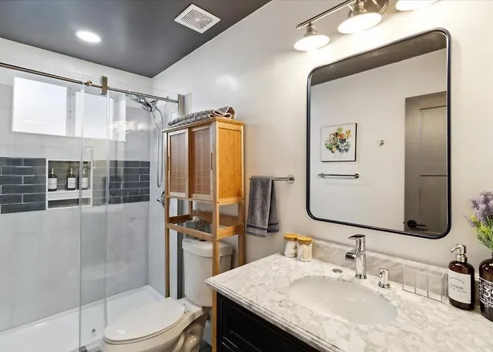 The Gregory: 2 Bed/1 Bath Phoenix